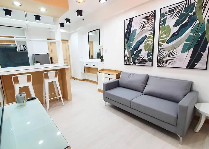 Apartment Travelers - Cozy Capsule Bunks, Makati Manila